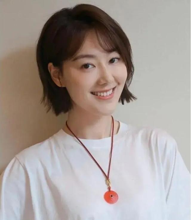 私生活混乱	、被央视开除、陪睡上位？王冠身上的标签究竟有多离谱