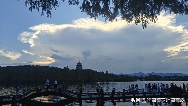 徒步游西湖，四万步你能受得了吗