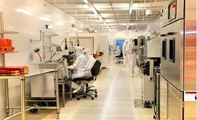 美国发出全球通缉令，逮捕中国芯片科学家陈正坤，现在怎么样了？