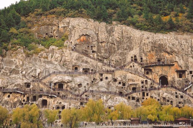 豫见千年 在洛阳、许昌、郑州与开封的时光褶皱里穿行