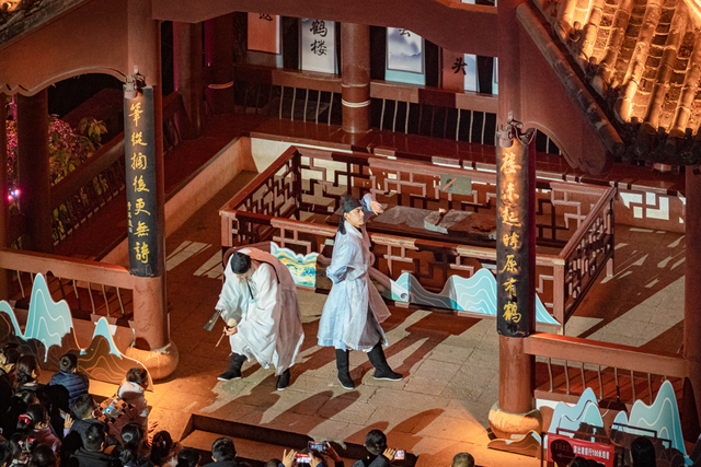 “夜上黄鹤楼”闪耀“我喜爱的湖北品牌”，荣膺银奖！