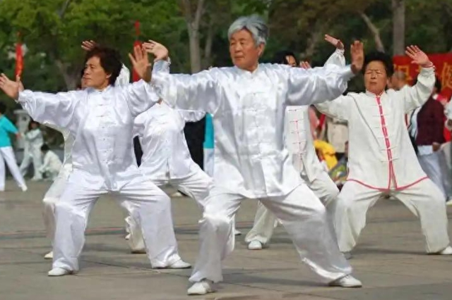全民科学健身为啥首选太极拳？4个理由说透
