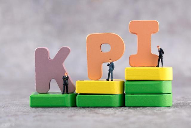 我们都被“预制人”坑惨了？你以为在讲道理，其实早就入局