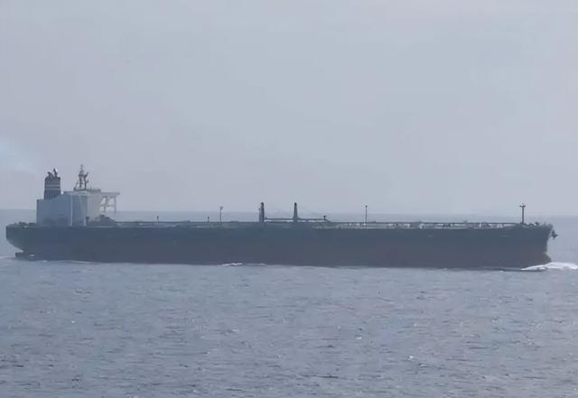 美国回应来了！香港油船被扣后白宫：对委石油“隔离”至少两个月