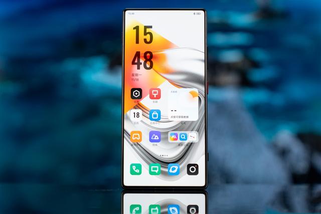 努比亚Z80 Ultra浮出水面：1.5K无孔屏再升级，远摄续航双突破