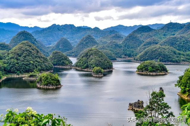 双节打卡观山湖：游客沉醉山水间 乐享诗意栖居