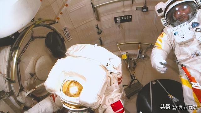 全球都在看中国将如何救援航天员! 俄罗斯和美国9个月, 中国多久？