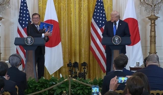 新首相还没坐稳，特朗普甩来5500亿巨额账单：这回日本真要哭了！