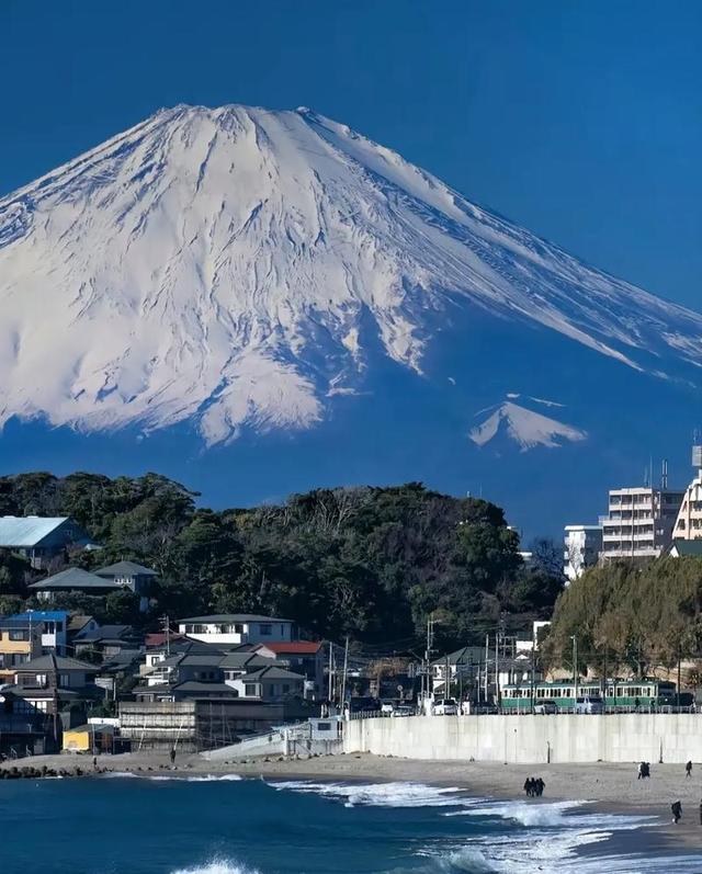 看了日本上半年2152万外国游客，再看云南省接待数量，差距太大了