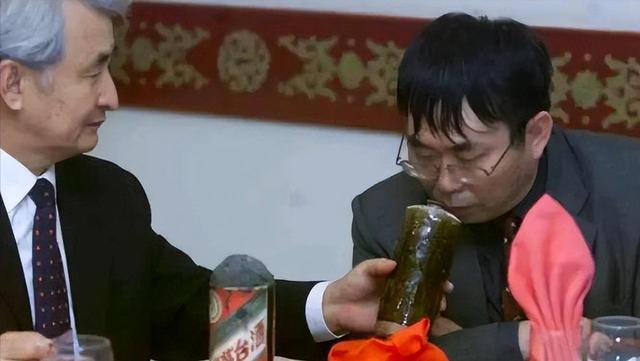 聂卫平去世仅1天，被爆私生活混乱	，三任妻子被扒，郎平也受牵连