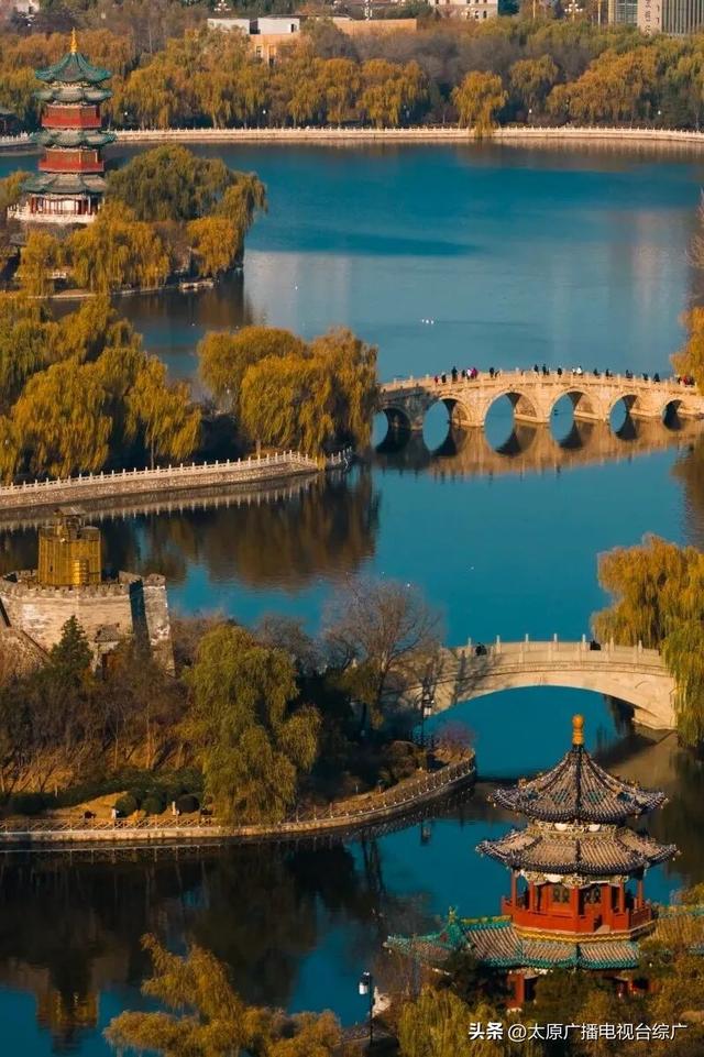 府城漫步丨迎泽初冬，温暖依旧