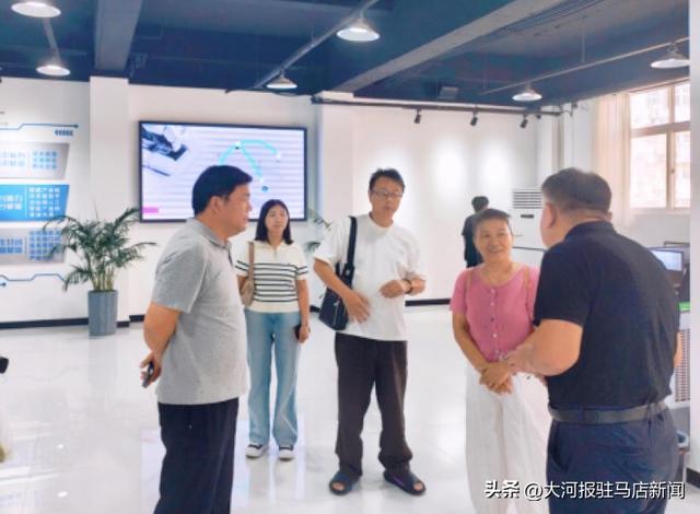 豫驻两地协会携手共推中小学人工智能教育发展——河南省供应链管理协会莅临驻马店市人工智能协会指导工作