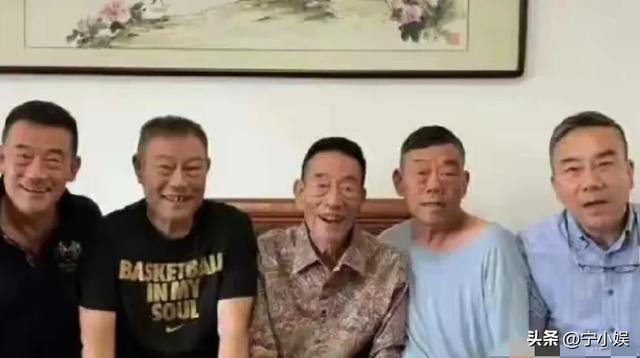 不知廉耻！杨少华头七刚过，被曝发妻小三同住的杨议竟更理直气壮