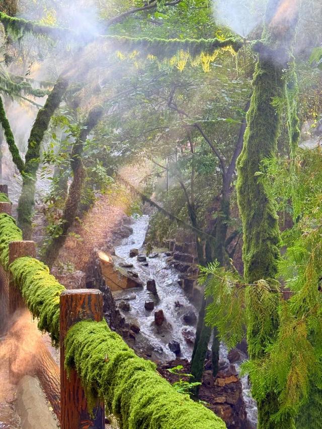 秋雨初霁，腊山如画