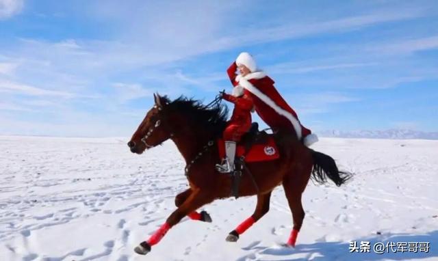 官方回应贺娇龙被传去世：消息不实，仍在医院救治