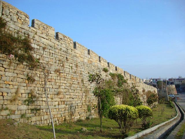 五十岁的我踏上新旅程 首骑单车(三)崇武2010.9.23---26)