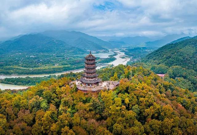 退休后的秋天，在这6座城市找到了慢生活的密码
