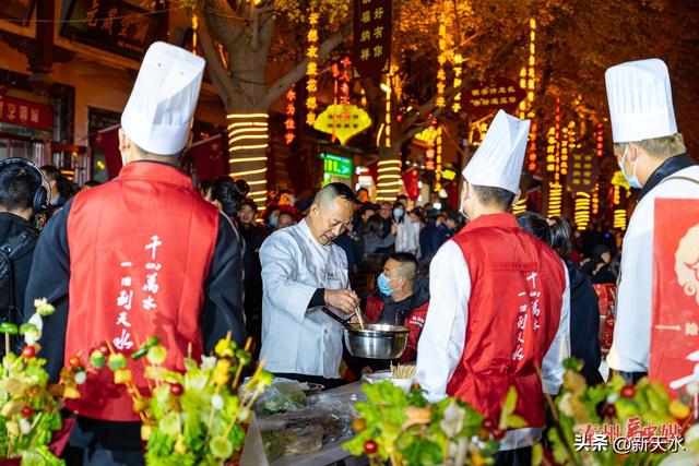 【“银”客天下 “杏”福秦州】夜色流光映秦州 “黄金大道”烟火暖