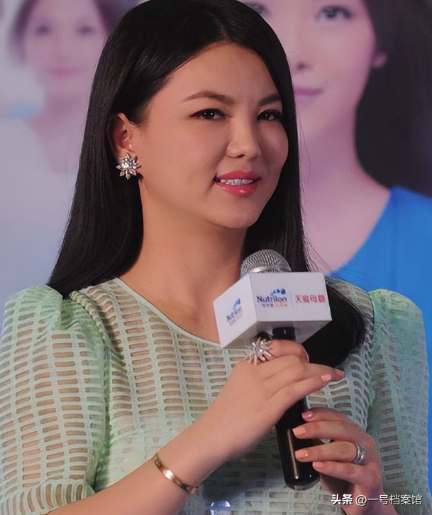 世上渣女这么多 最怕李湘这种，离婚4年后才发现，王岳伦才是赢家