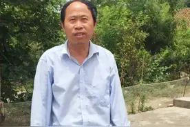 晕血的北大医学博士，上不了手术台而退学，啃老18年靠吃低保度日图片