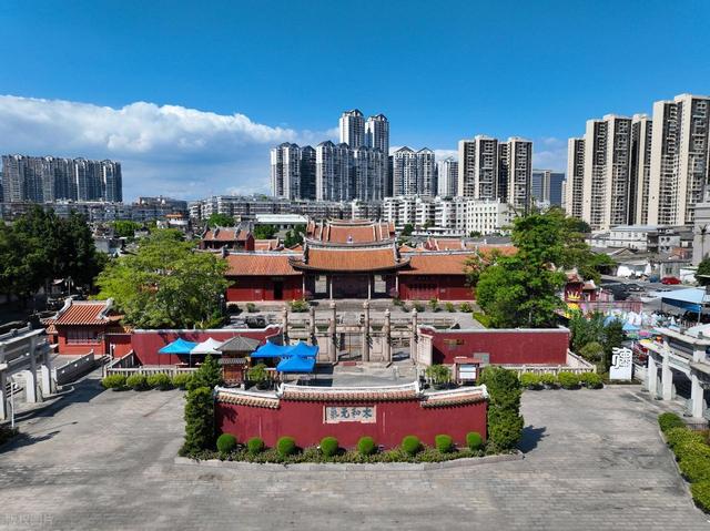 广东这座“低调”城市，名气被潮州汕头掩盖，却用美景征服全国