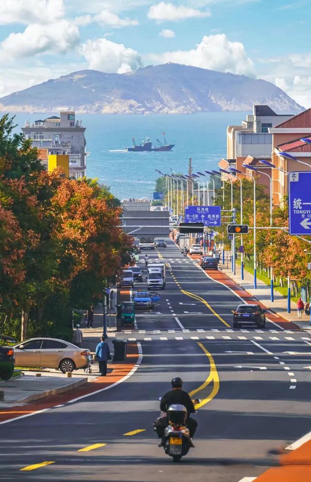 国内最适合退休后去旅行的3个地方，比昆明更凉快，比版纳更实惠
