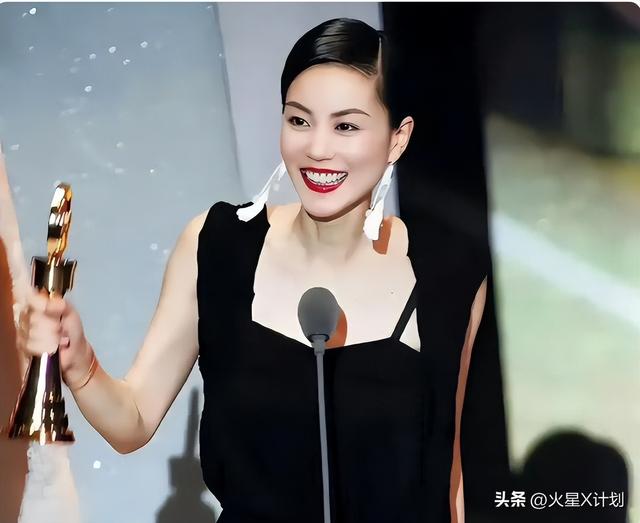 谢霆锋没想到，已备好寿衣和遗照的张柏芝，揭开了王菲仅剩的体面