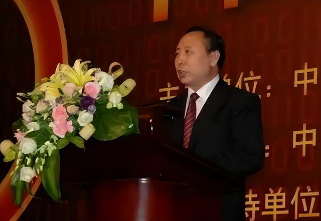 深藏于我国高层的四大内奸，渗透进军政领域，给国家带来严重危害