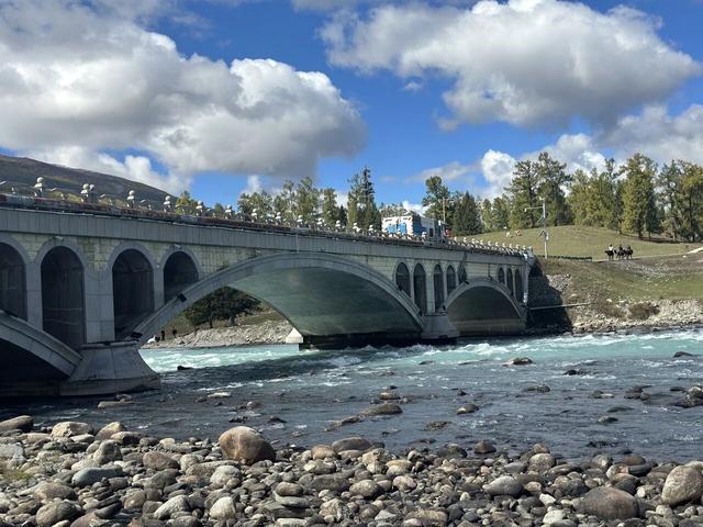 五彩斑斓喀纳斯