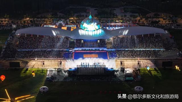“九曲黄河韵 万里几字情”——第五届鄂尔多斯黄河几字弯文化旅游节璀璨启幕
