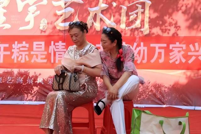 浓情端午粽是情 尊老艾幼万家兴 --淮安星宇艺术团慰问演出圆满成功 图11