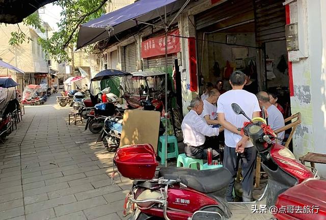 成都龙泉山下，又一古场镇，古朴原始让人醉，不少人慕名前往！