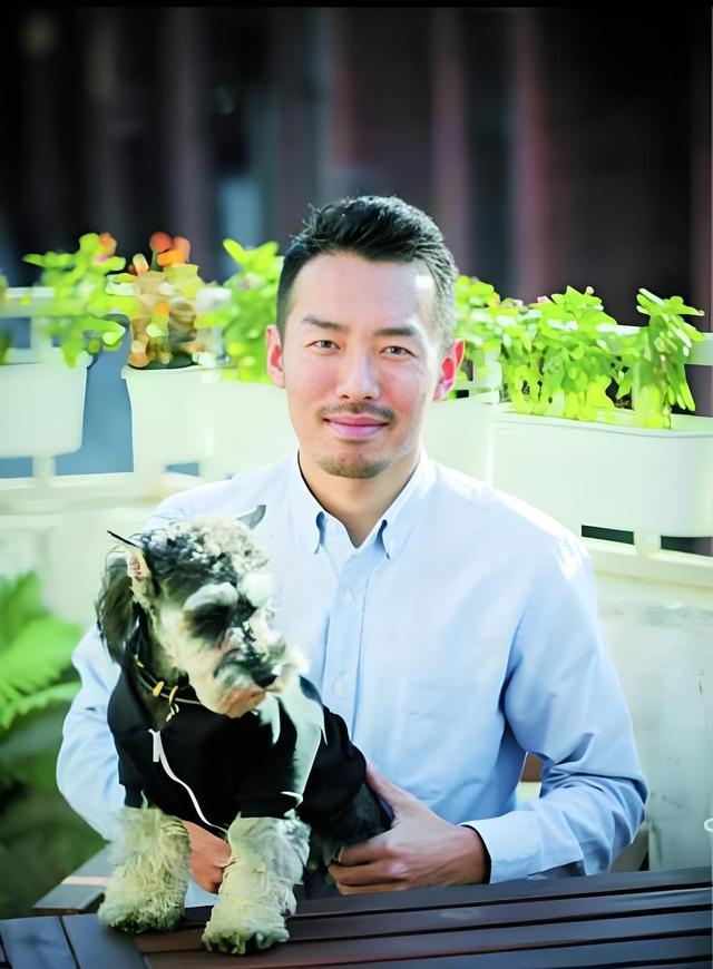 柳岩现身2026年央视春晚首次彩排阵容！网友质疑她借前男友上位