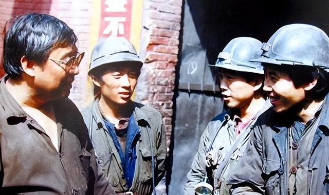 他只活了42岁，一生妻离子散	，兄弟反目，却被数亿人奉为精神导师