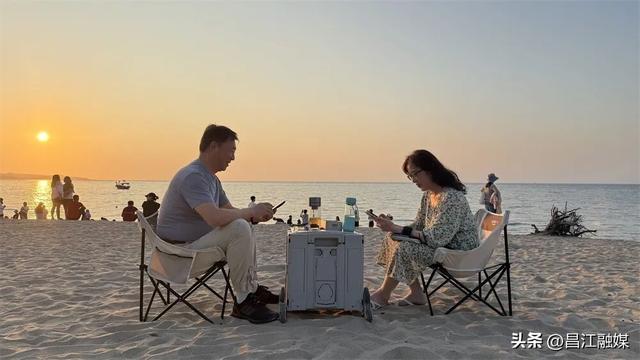 春赏木棉红 | 昌江沙渔塘春季赶海暨落日露营音乐节解锁新春惬意时光