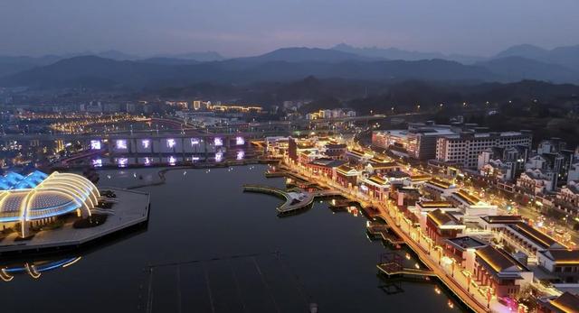 武当山：“五统一”护航黄金周 让游客乘兴而来满意而归