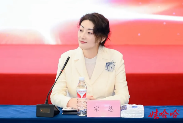 不查不知道！网友又发现了一个真相，宗馥莉根本就不是要18亿美金