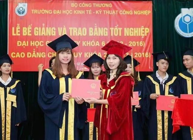 我，网聊学越南语，却意外娶到小5岁越南美女