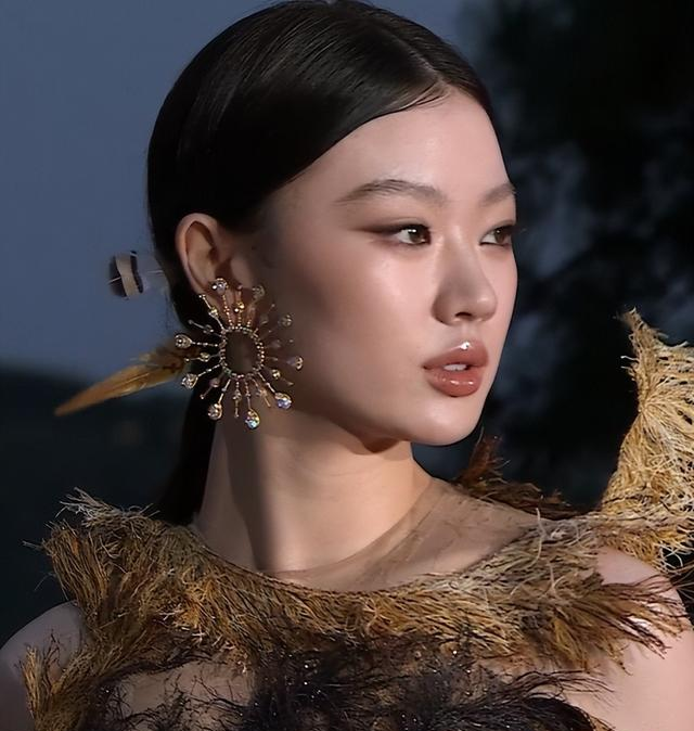 北京这晚：刘涛面相变了，倪妮风情万种，高叶堪称熟女界的天花板