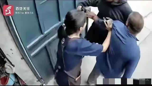 姜洪涛现任妻子正脸曝光，踏实能干，自己生活支出全靠她