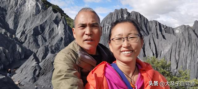 退休自驾3年，我看透了：能长期在路上的人，都有这6样“硬本事”