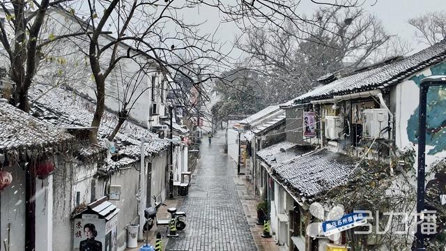 大寒遇初雪，苏州平江路银装引客来