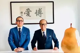 郭嘉文没分手，而且日渐低调备受宠爱，只因前边还隔着一个女人图片