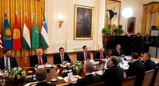 8国在白宫开会	，讨论废掉中国王牌？关键时刻，印度作了重要决断