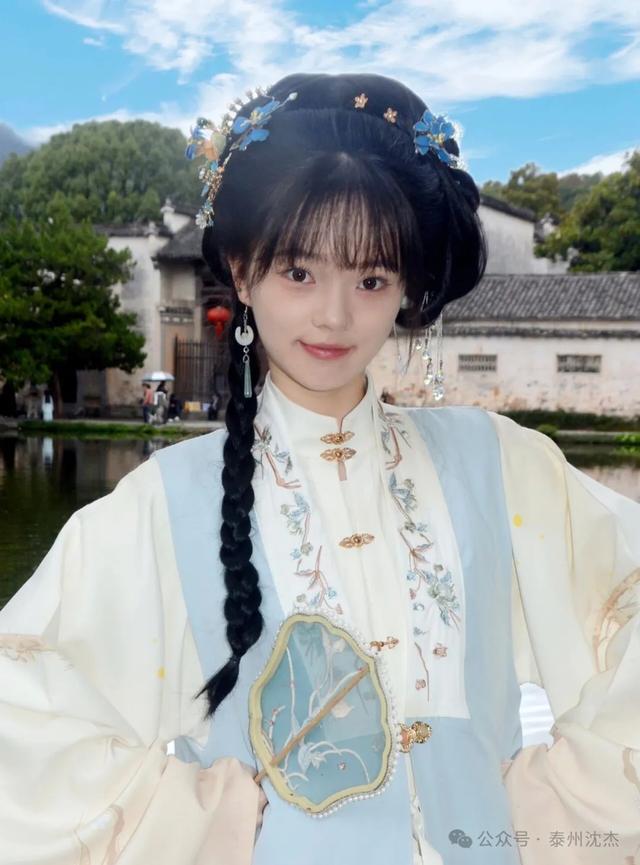 汉服旗袍美女秀宏村