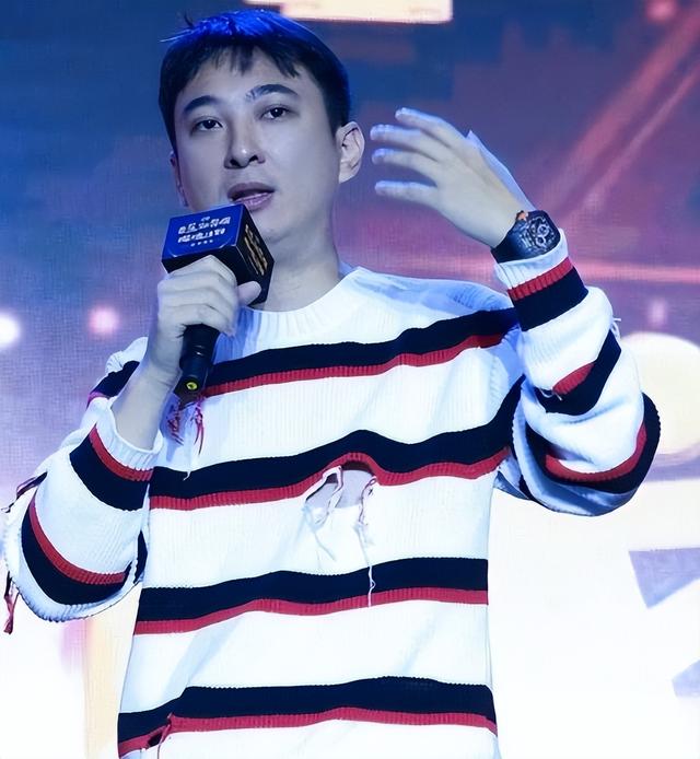 逆风翻盘？38岁王思聪再破"天花板"	，让王健林和整个商界"沉默"了