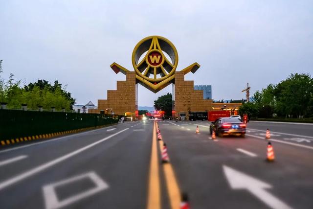 首次开通！上海→四川“躺平式”新玩法！动卧列车夕发朝至！票价曝光