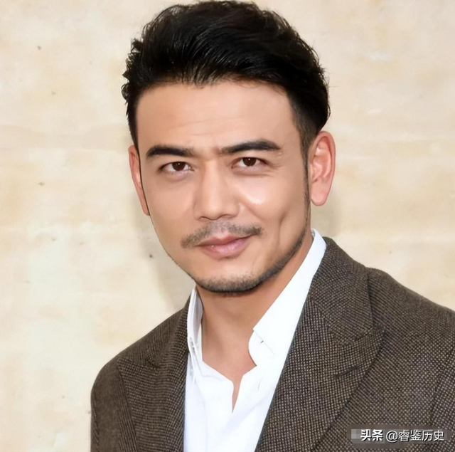 不顾央视警告顶风作案，与刘涛传绯闻的杨烁，如今下场怪不得别人