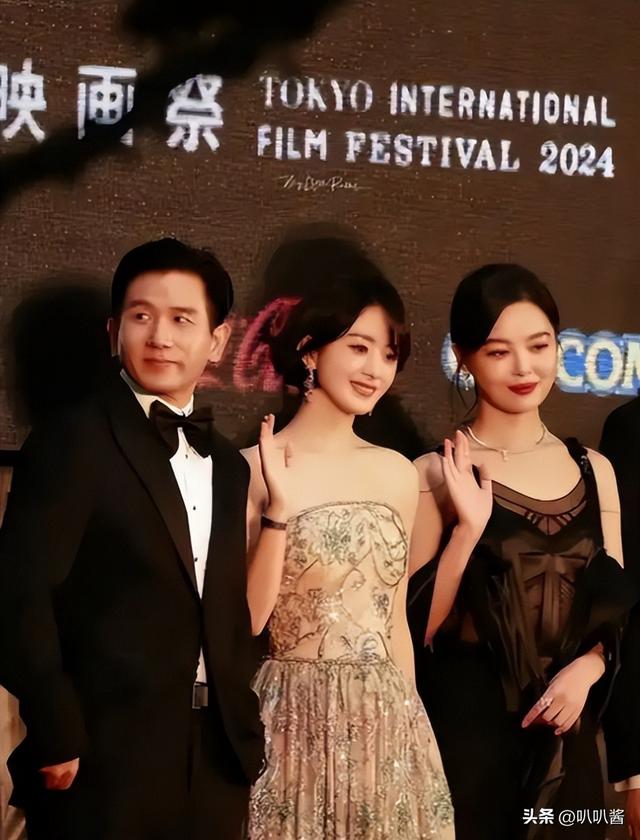 和赵德胤恋情真相大白半年，央视3天2次点名赵丽颖，冯绍峰没说错