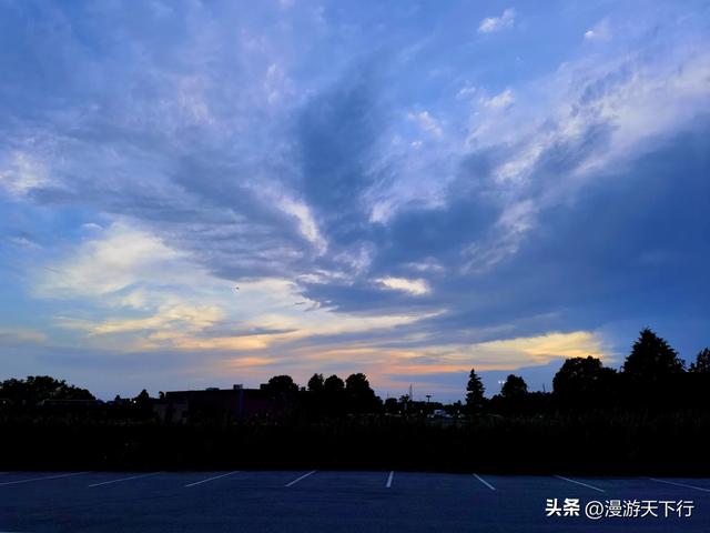欣赏加拿大安大略省的日落晚霞
